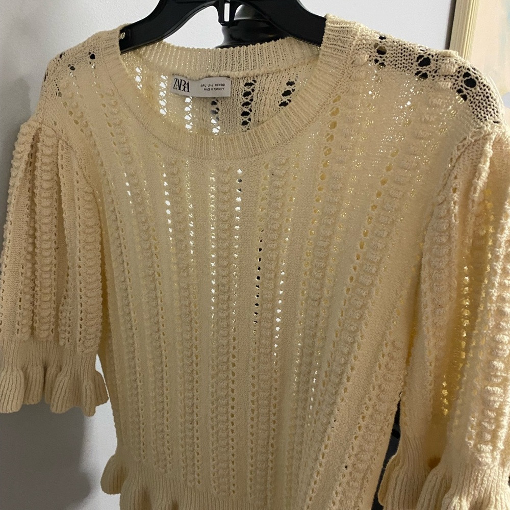 Zara Ivory Textured Knit Sweater